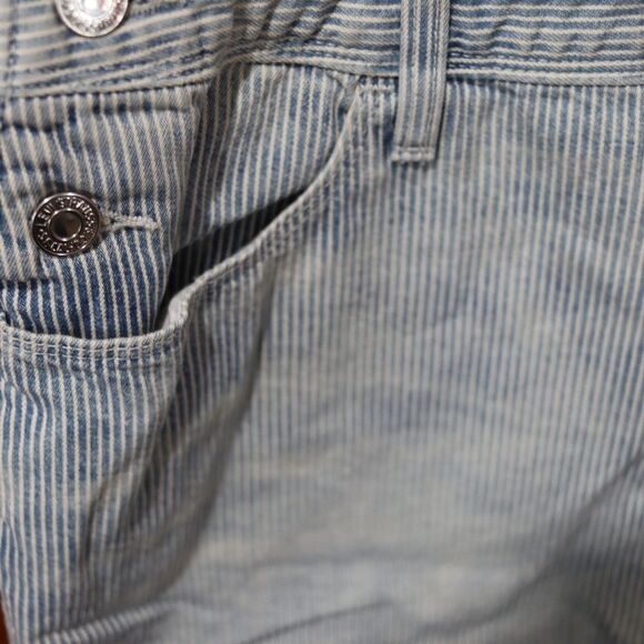 Levi’s Hickory Stripe Shortalls Overalls Crisscross Straps Juniors 13 NWT - Picture 16 of 16